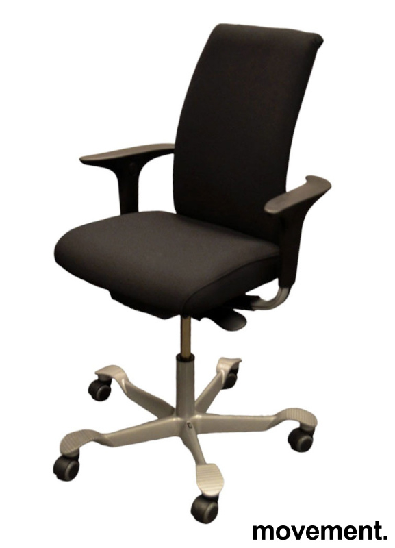 H05 5500 swingbackarmlene Sort