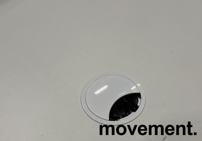 Colt 140x140cm Hvit med kabelhull,