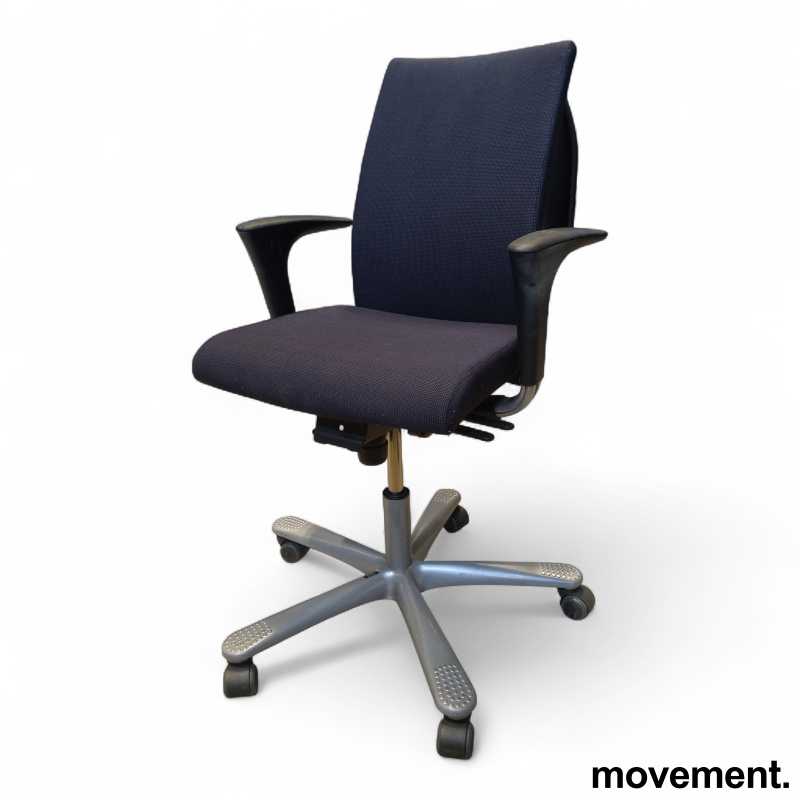 H04 4600 med armlene Blå stoff, - 1 / 2