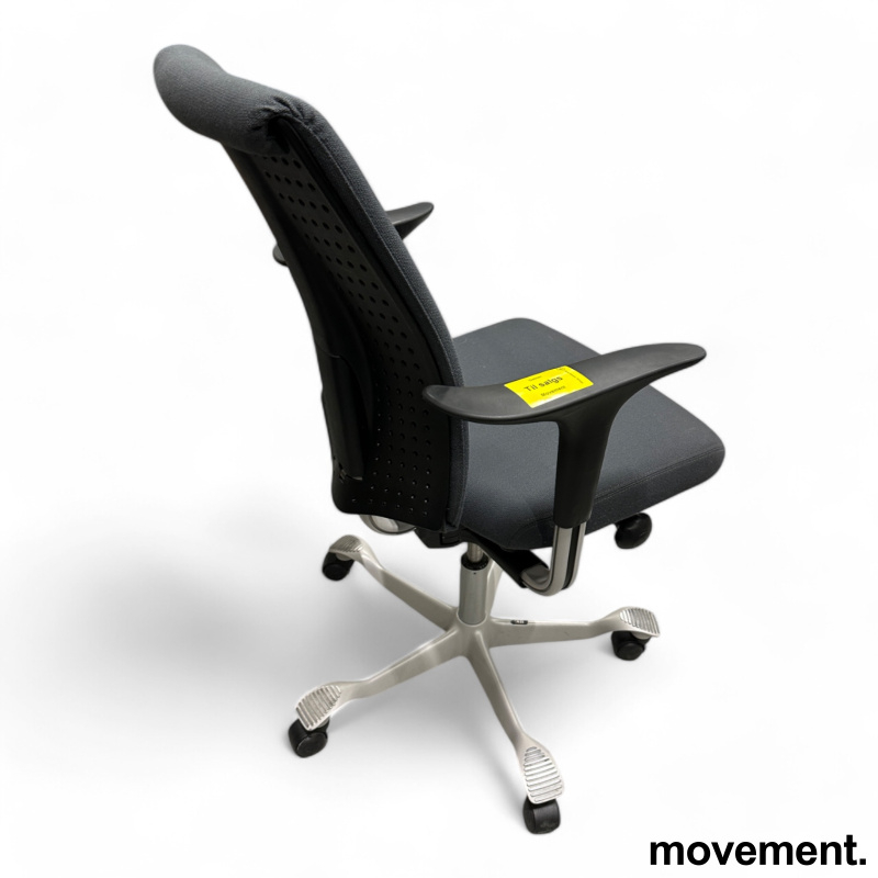 H05 5500 swingbackarmlene Grått