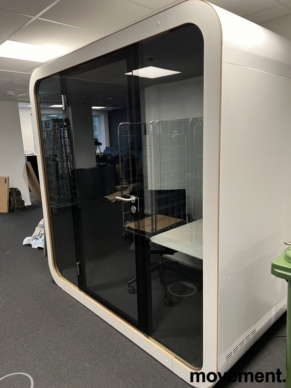 Framery Q Flow Hvit utside, sort - 1 / 4