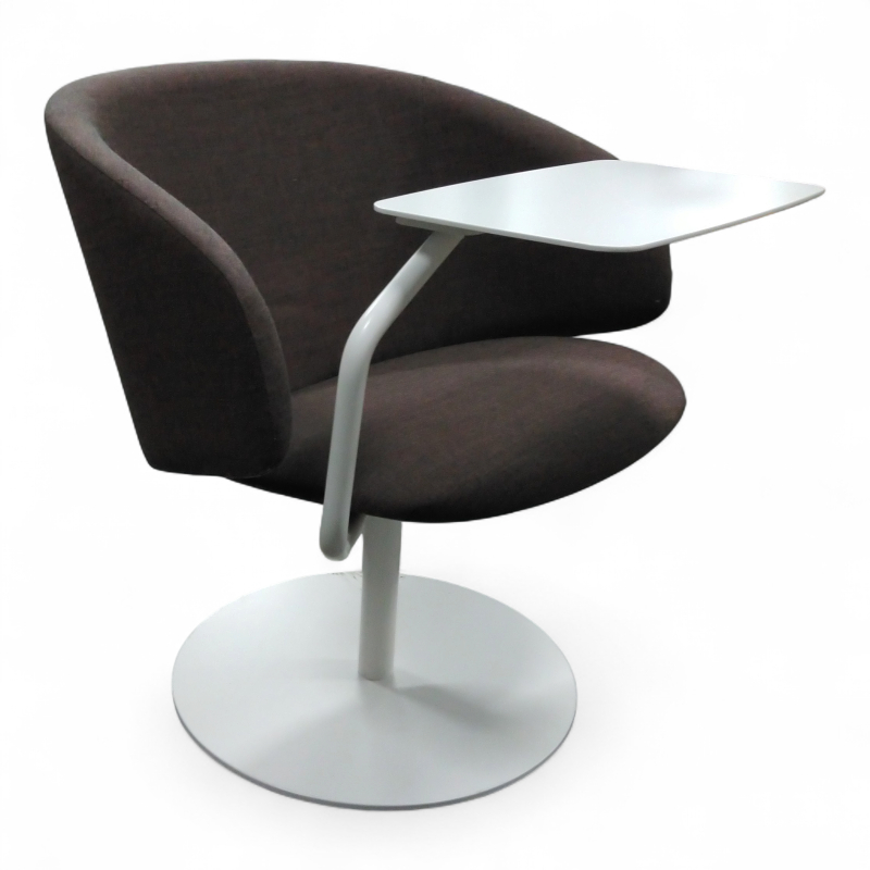 Sola med laptopbord,