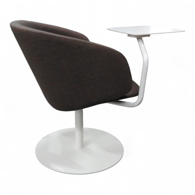 Sola med laptopbord,