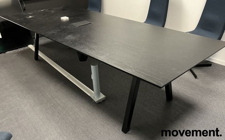 Factor møtebord 300x120/90cm - 1 / 2