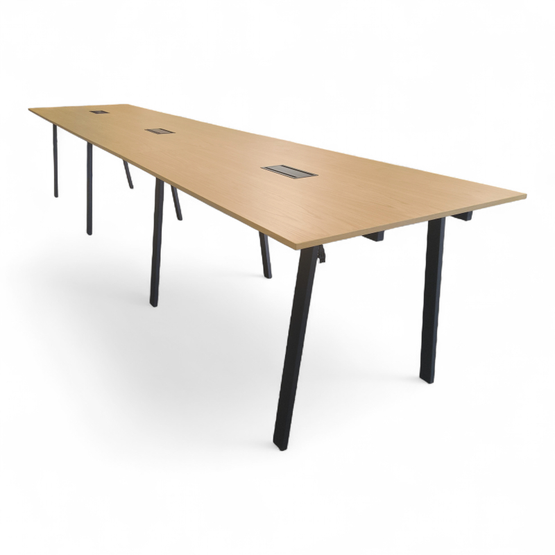 Snittsa barbord 540x120cm, høyde