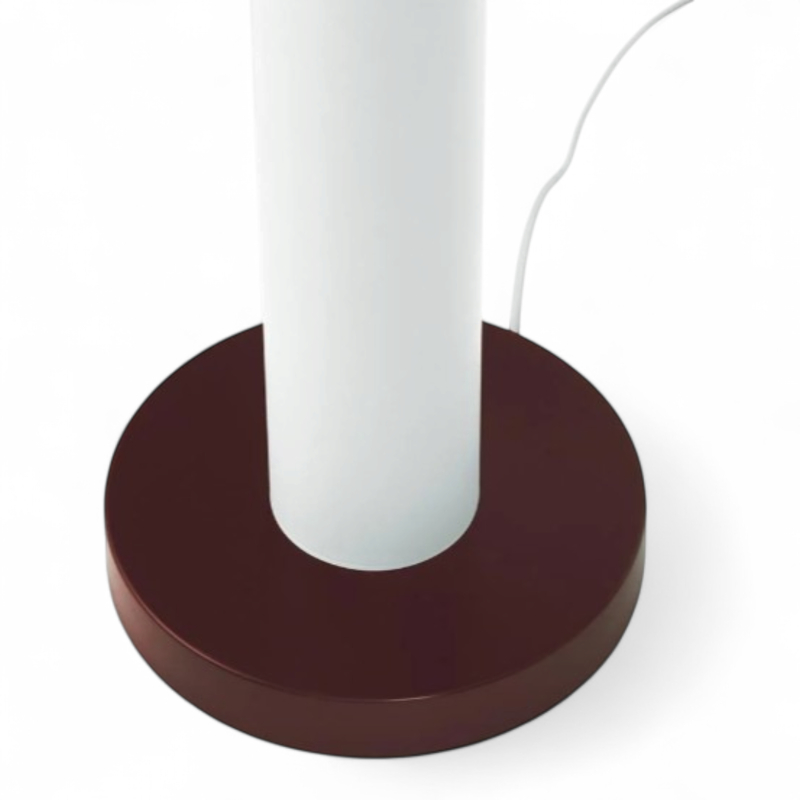 Cellu Floor Lamp Hvit med brun fot,