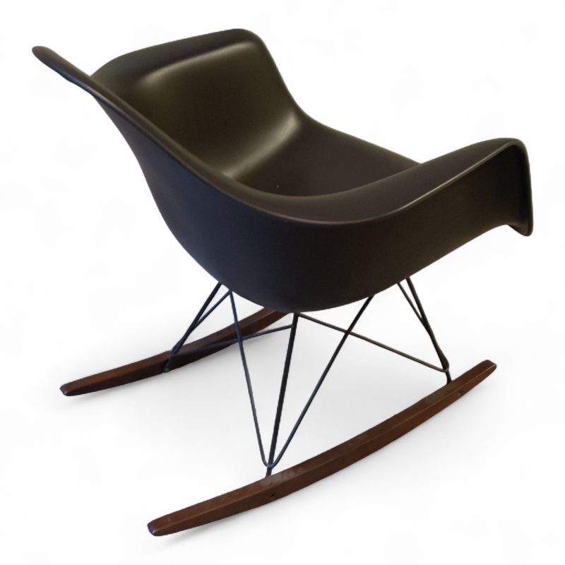 Eames Plastic Armchair RAR