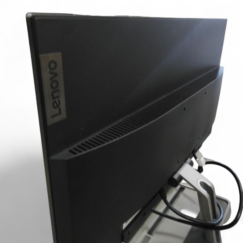 L24i-30 24toms Full HD, Pent brukt