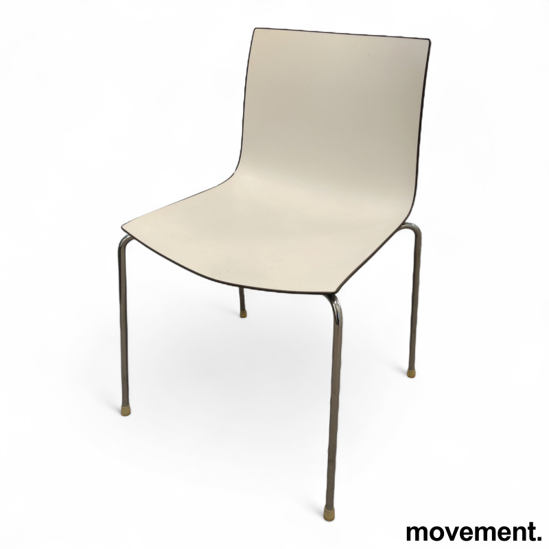 Catifa 46, 4 bein, plast Sort - 1 / 2