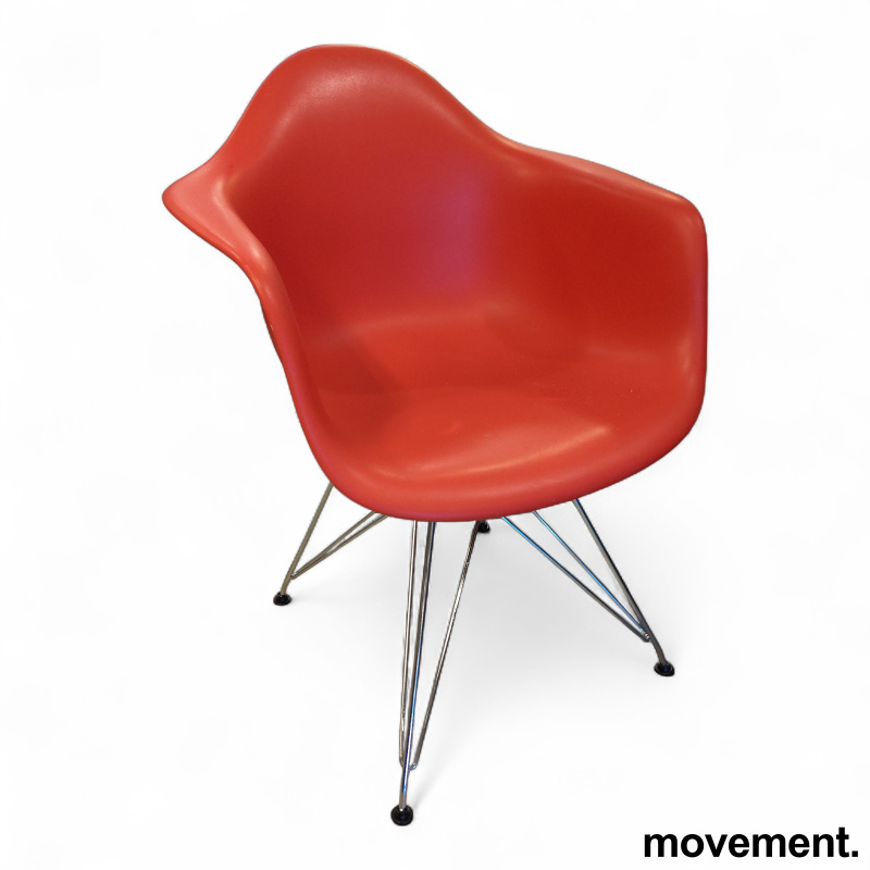 Eames Plastic Armchair DAR Rødt