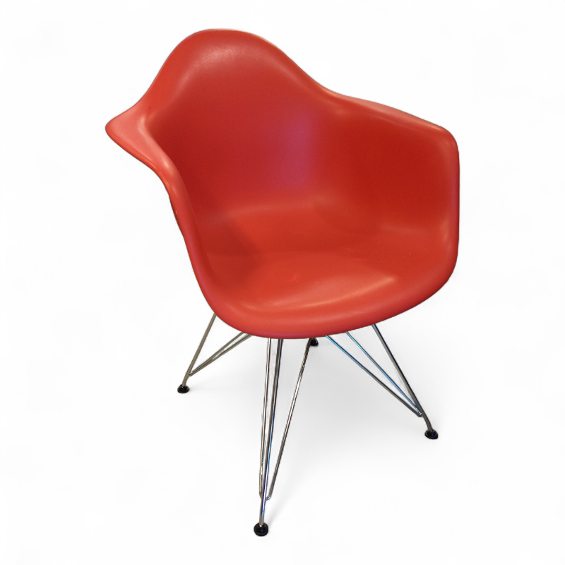 Eames Plastic Armchair DAR Rødt