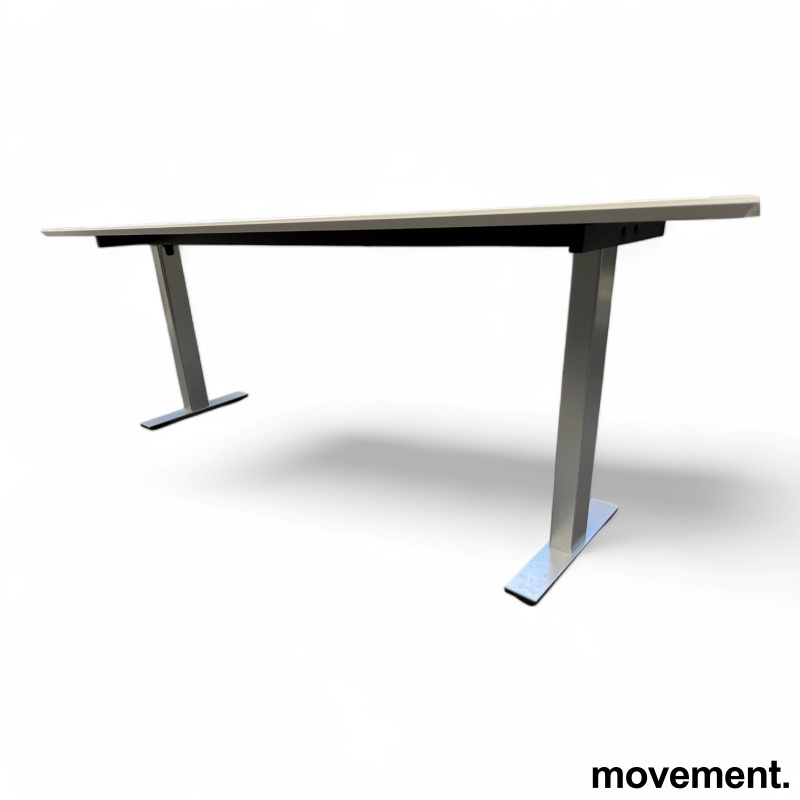 Delta 210x70cm Hvit plate grått