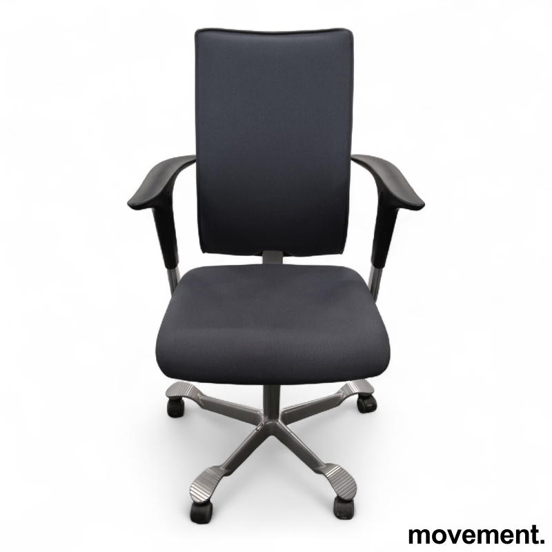 H05 5600 Swingback-armlene Grått - 1 / 2