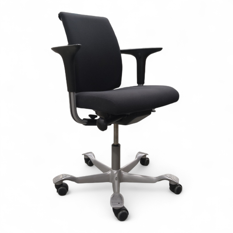 H05 5300 swingbackarmlene Mørkt