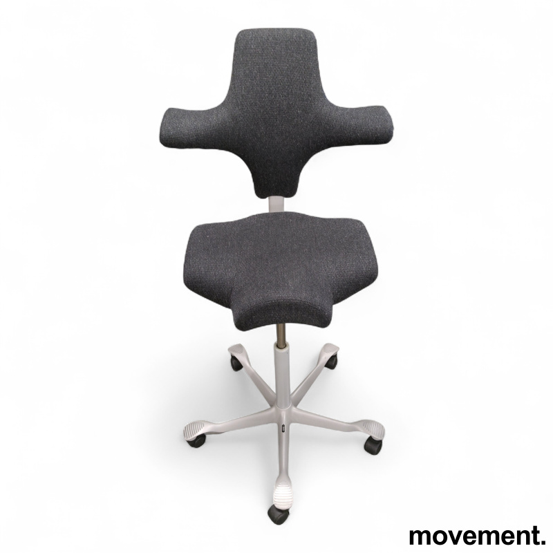 Capisco 8106 standard høyde Mørkt - 1 / 2