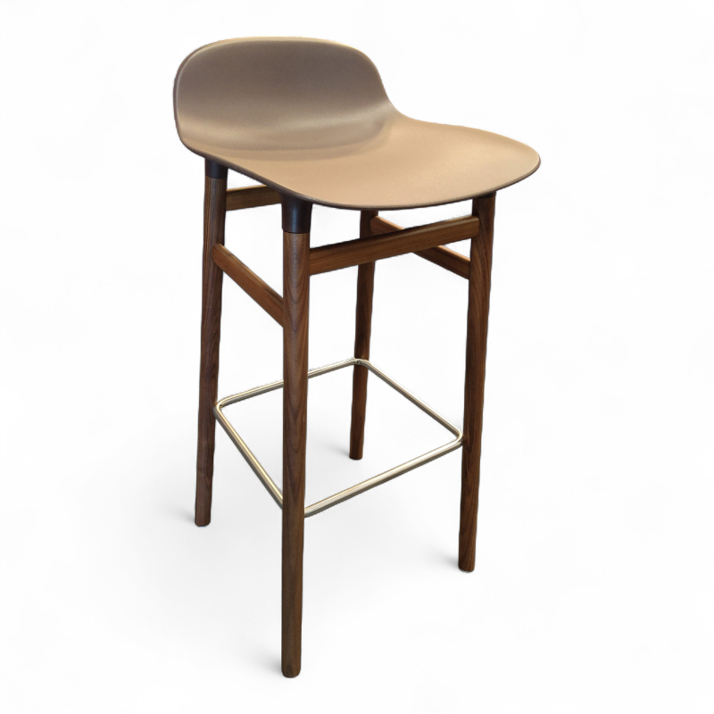 Form Barstool 75cm Brunt sete,