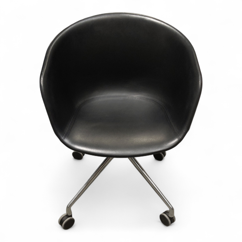 About a chair AAC 25, fullpolstret