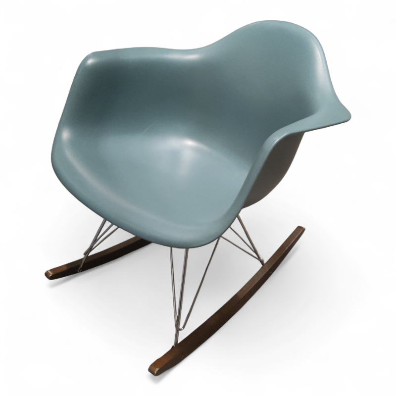 Eames Plastic Armchair RAR