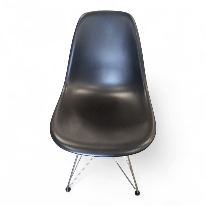 Eames Plastic Side Chair DSR Sort,