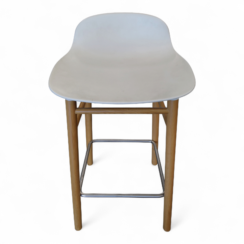 Form Barstol 75cm Hvitt sete, ben i