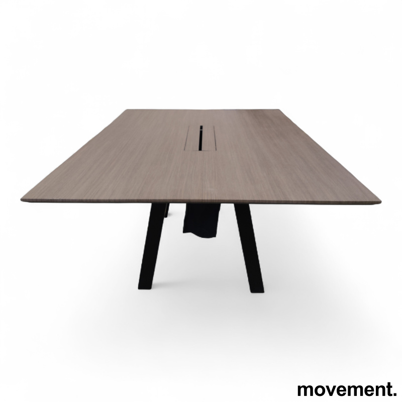 Factor møtebord 150x120cm Mørk brun - 2 / 2
