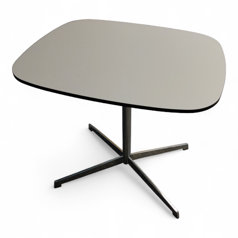 Cooper loungebord 55x45x53cm Hvit