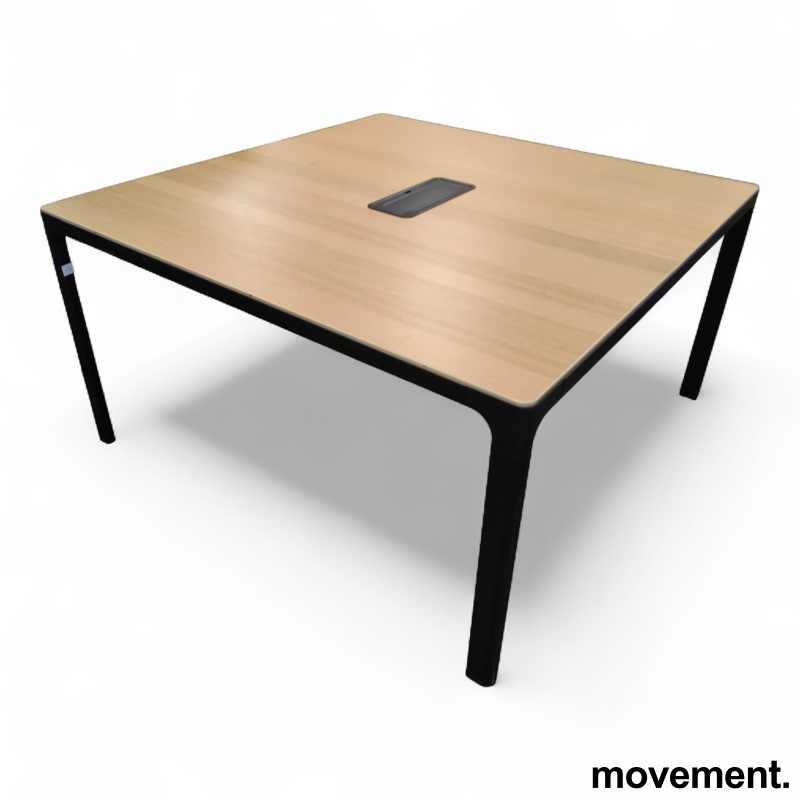 Bekant møtebord 140x140cm Eik - 2 / 2