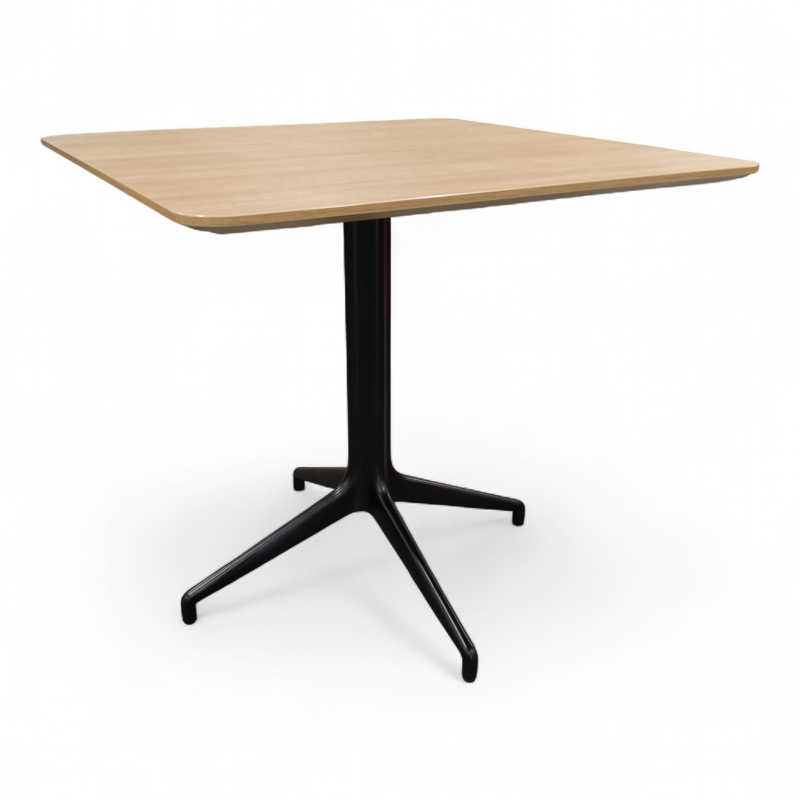 Kvart 80x80cm Eik laminat, sort