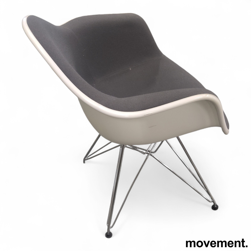 Eames Plastic Armchair DAR polstret - 3 / 4