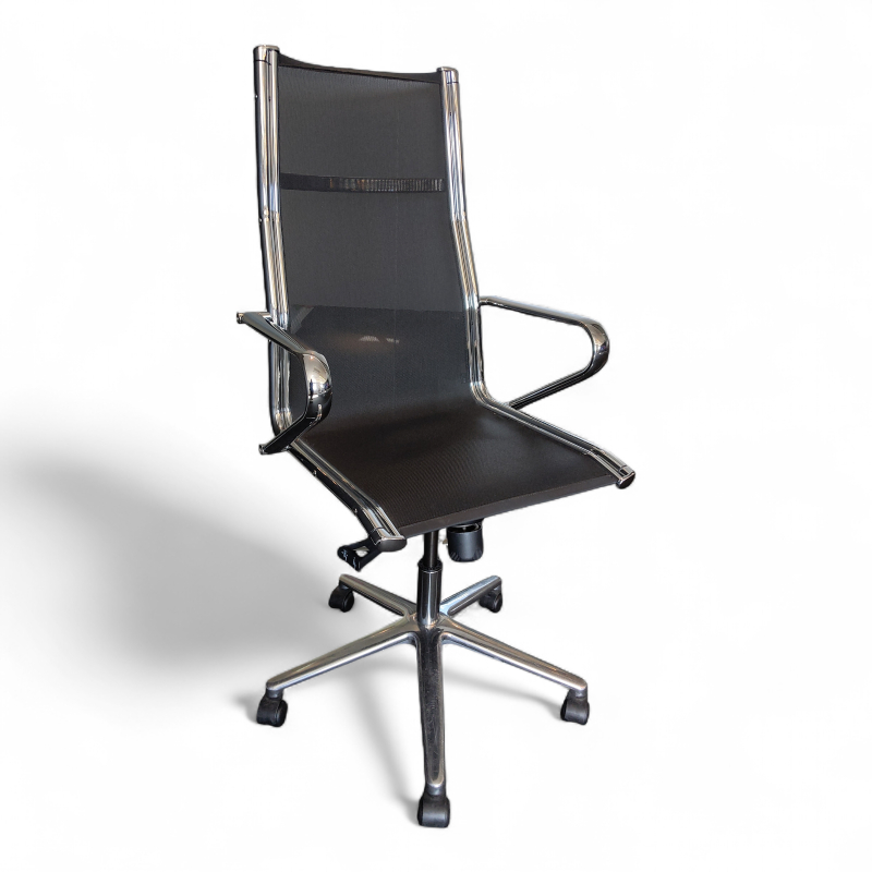 Classic Executive med armlene Sort