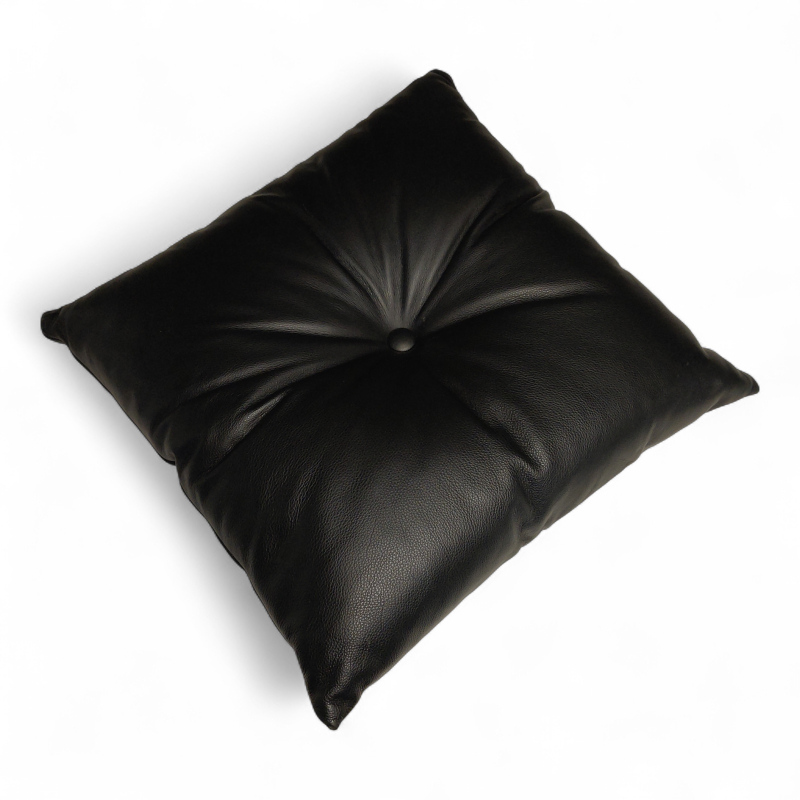 Nooa Pyntepute 42x42cm Sort skinn,