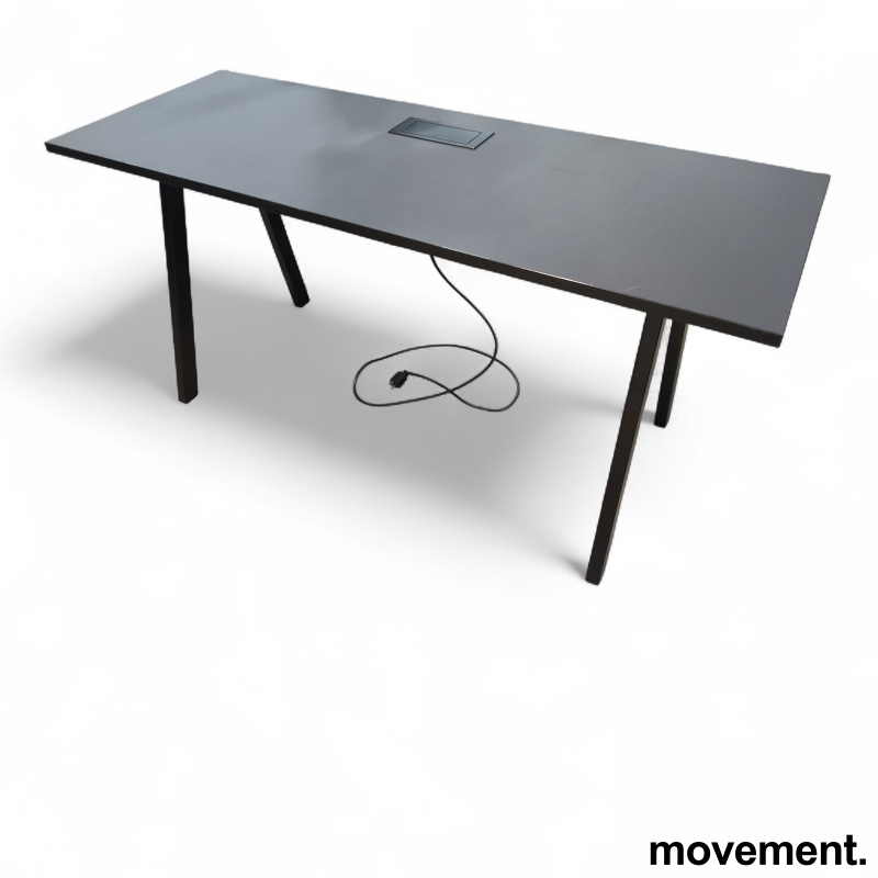 Factor lite skrivebord 160x60cm - 1 / 4
