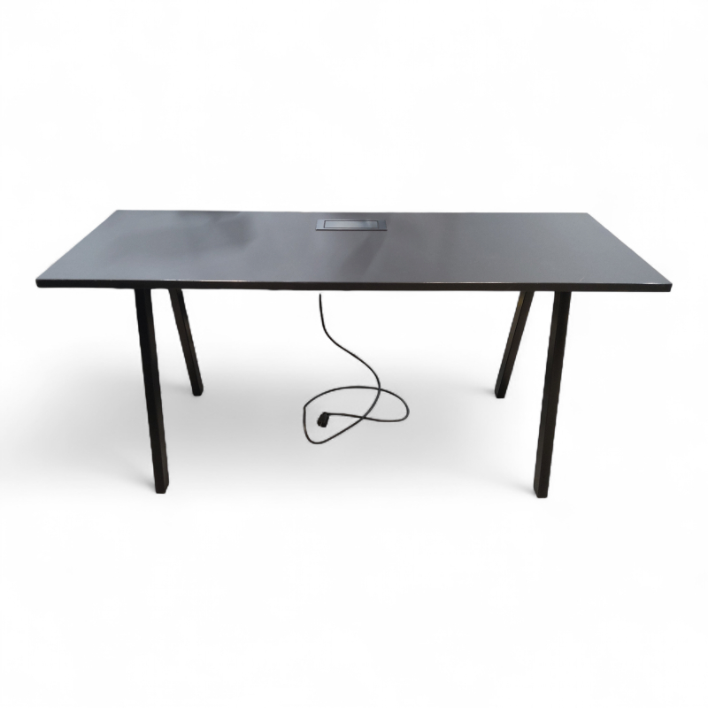 Factor lite skrivebord 160x60cm