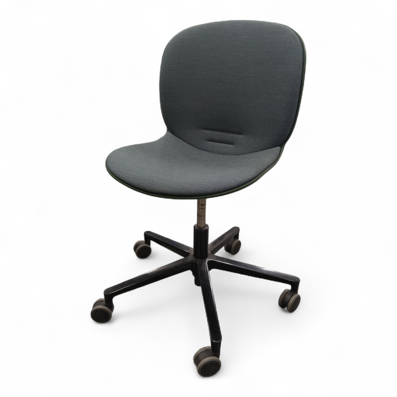 Noor 6070 med hjul, forsidepolstret