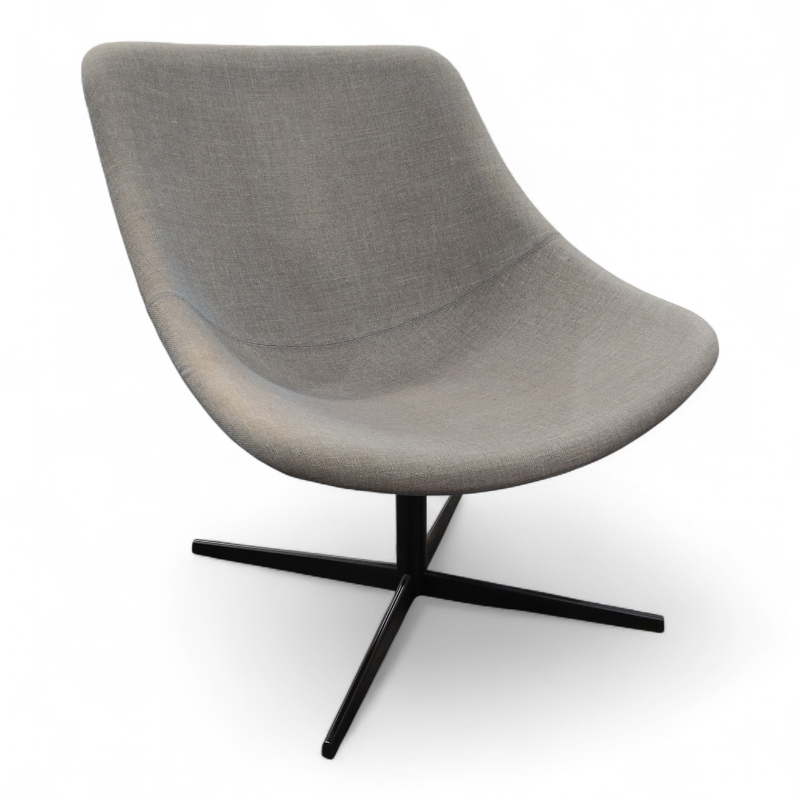 Auki S113 loungestol Lyst grått