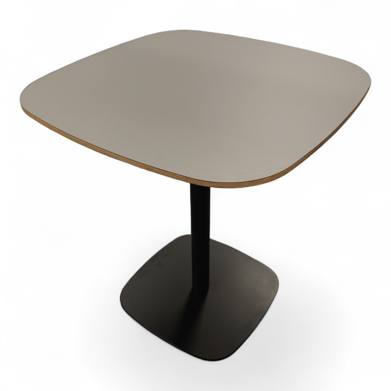 Form kafebord 70x70cm Grå laminat,