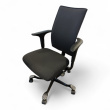 H05 5600 Swingback-armlene Sort - 1 / 2