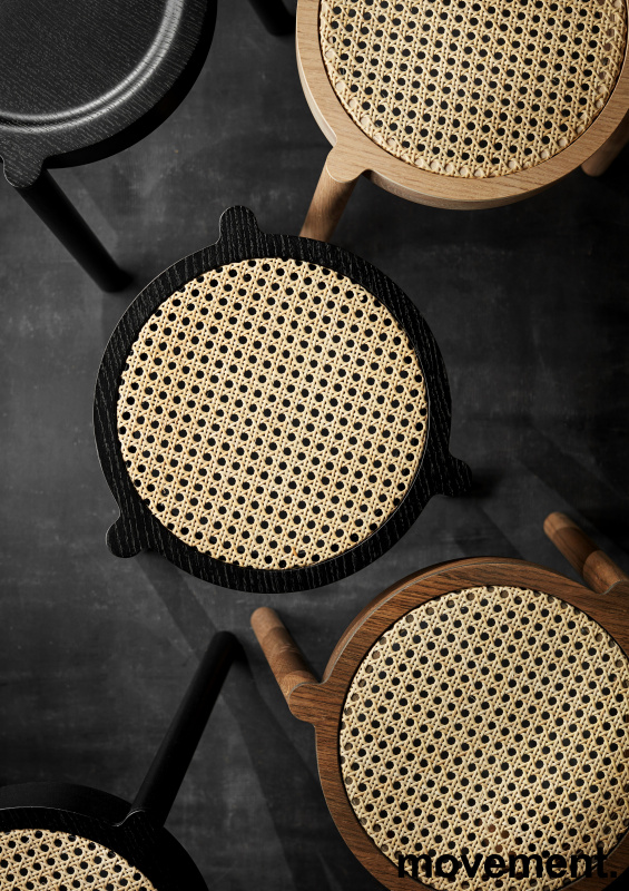 Pal stool Black oak, light mesh, - 3 / 4