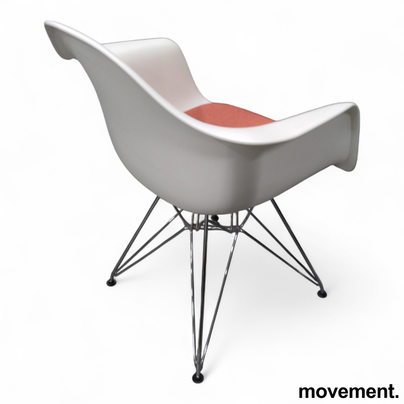 Eames Plastic Armchair DAR med - 2 / 2
